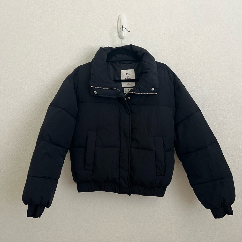 Abercrombie & Fitch Mini Ultra Puffer Jacket Cropped